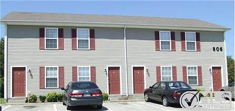 1st image of 806 Golfview Pl APT B