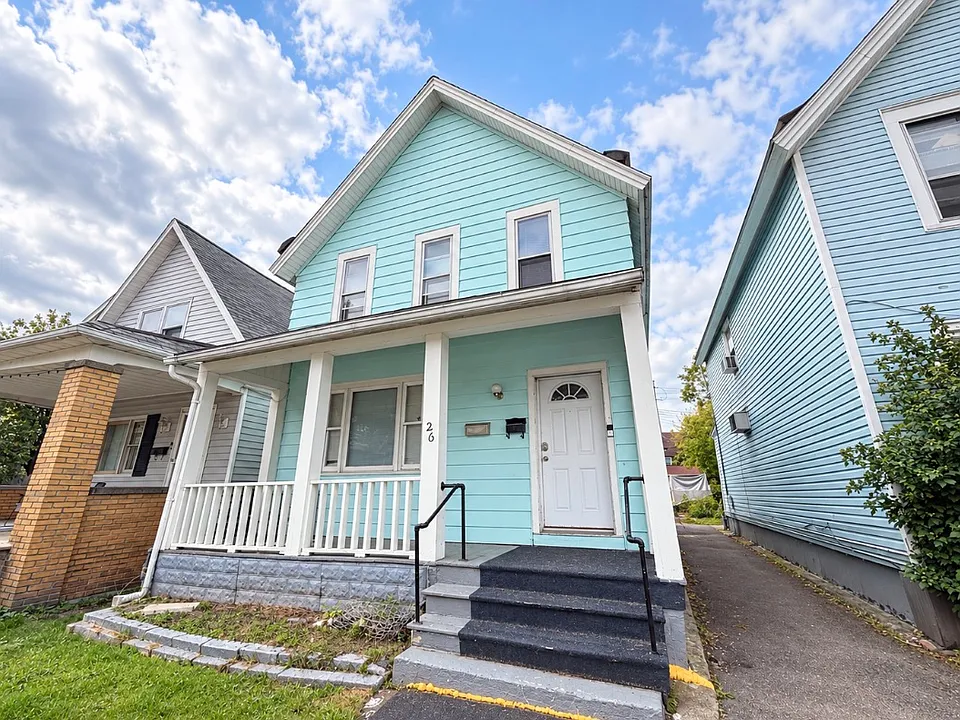 26 Shields Ave #1