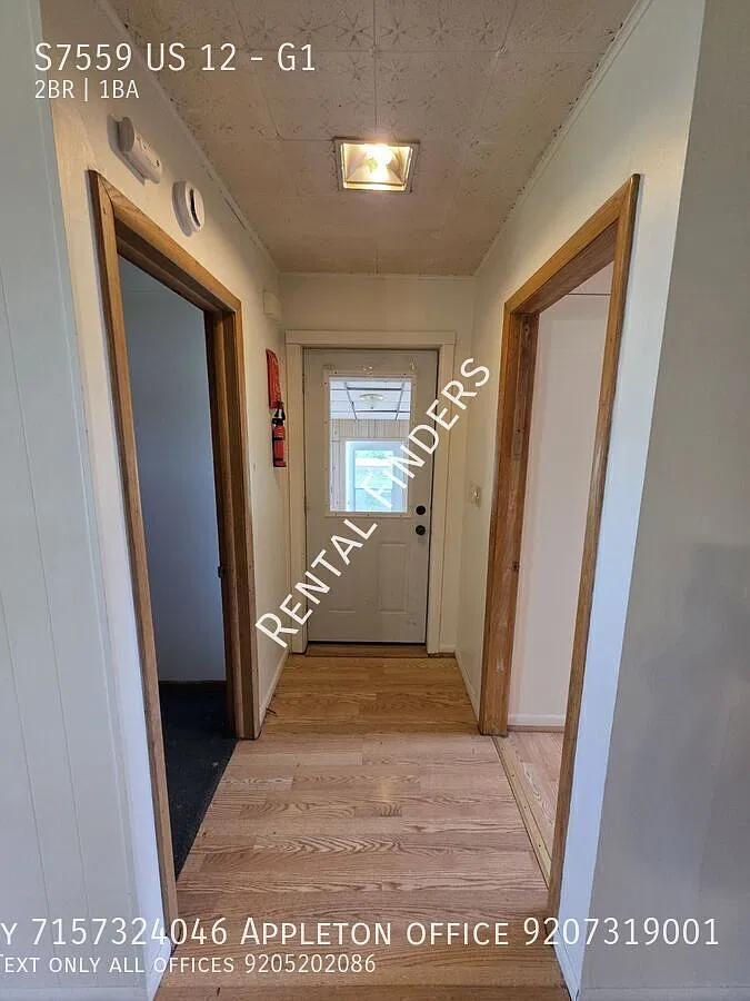 2 bed, $945 — Photo 2