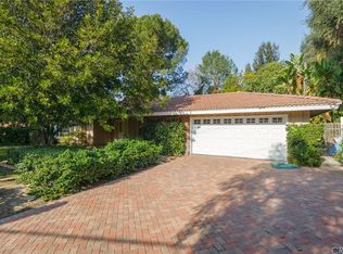 10481 Cowan Heights Dr, Santa Ana, CA 92705