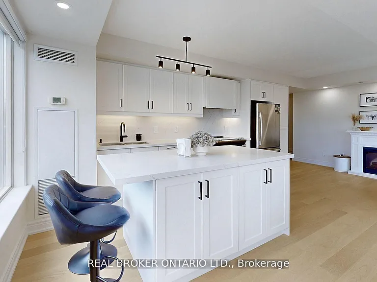 701 Sheppard Ave W #415 — Photo 8