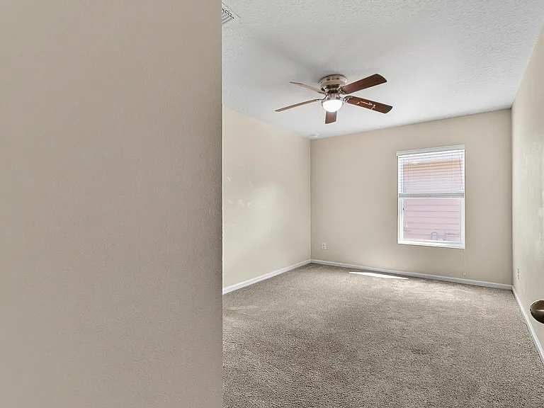 137 Fairway Ct — Photo 13