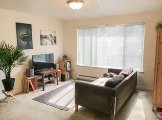 2111 N 63rd St #3A, Seattle, WA 98103