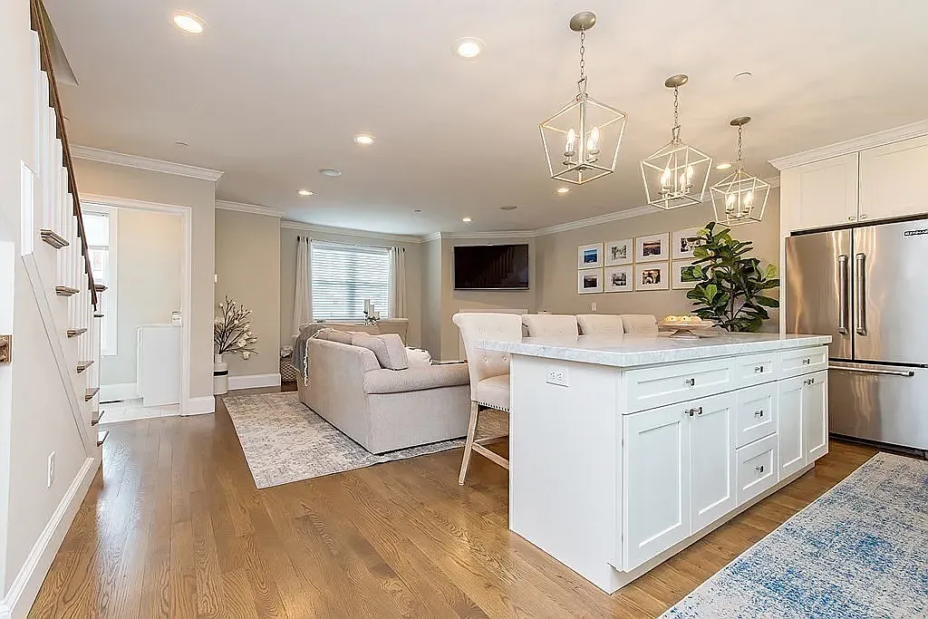 Building Photo - 364 Neponset Ave #3