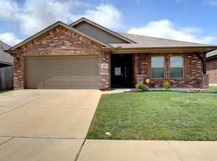 2500 Wakecrest Dr, Fort Worth, TX 76108