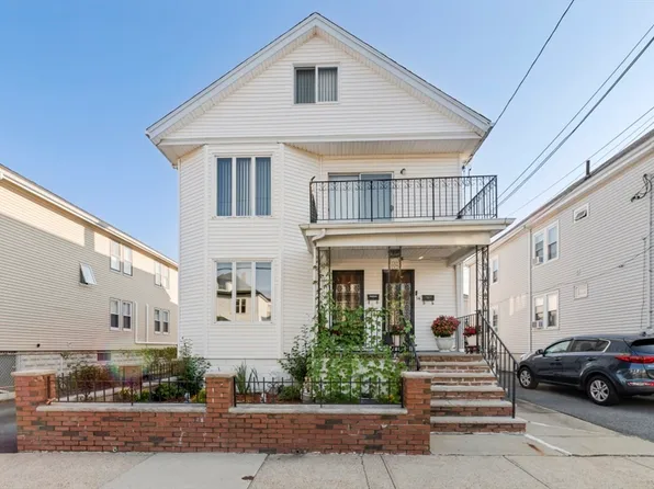 54 1st St, Medford, MA 02155