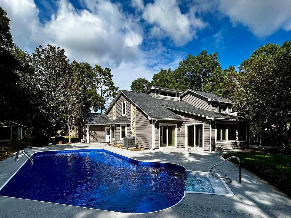 1st image of 5737 Hermitage Cir