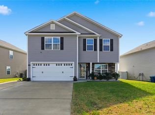 900 Cannonade Dr, Whitsett, NC 27377