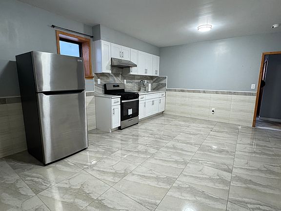 3rd image of 956 77th St #1