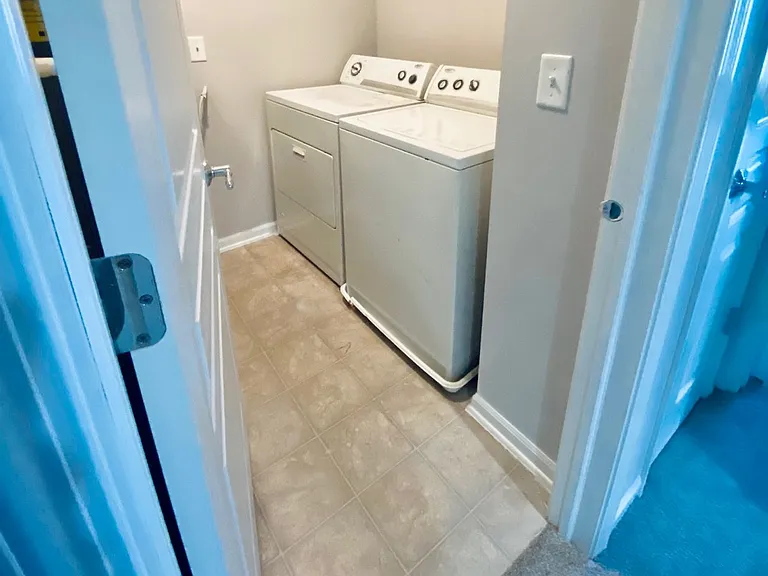 337 Devoe Dr #337 — Photo 5