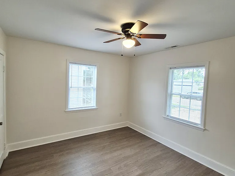 115 Slagle Ave — Photo 20