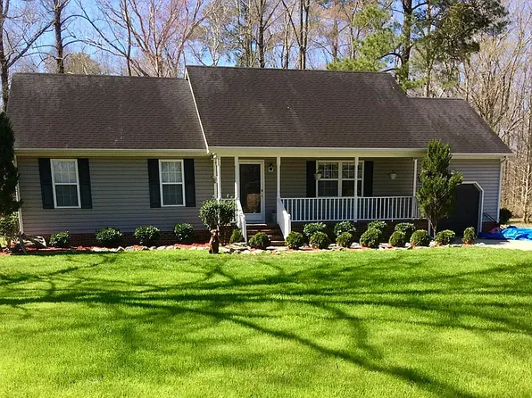 1607 Caddy Ln, Elizabeth City, NC 27909