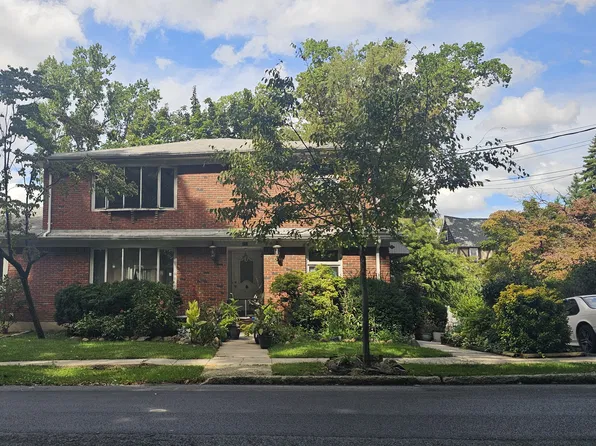 (undisclosed Address), Staten Island, NY 10301