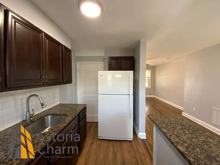 3392 Saint Benedict St — Photo 11