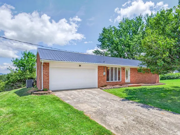 538 Ridge Rd, Austinville, VA 24312