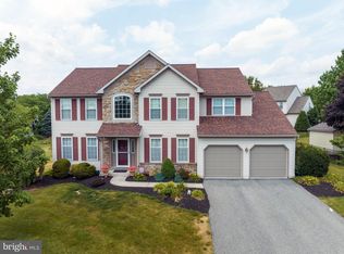 501 Bramblewood Dr, Douglassville, PA 19518