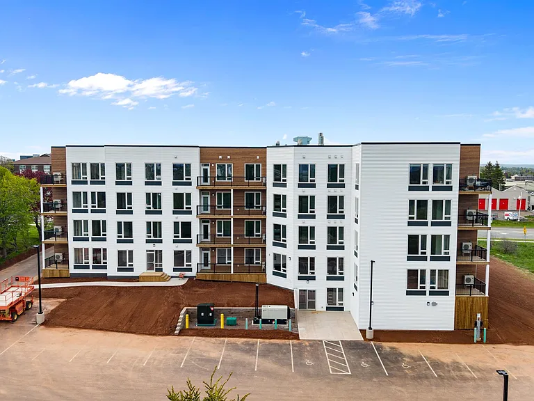 25 Capital Dr #THE EMERALD — Photo 50