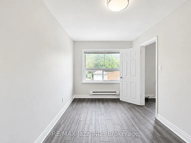 209 Stacey Ave #1 — Photo 33