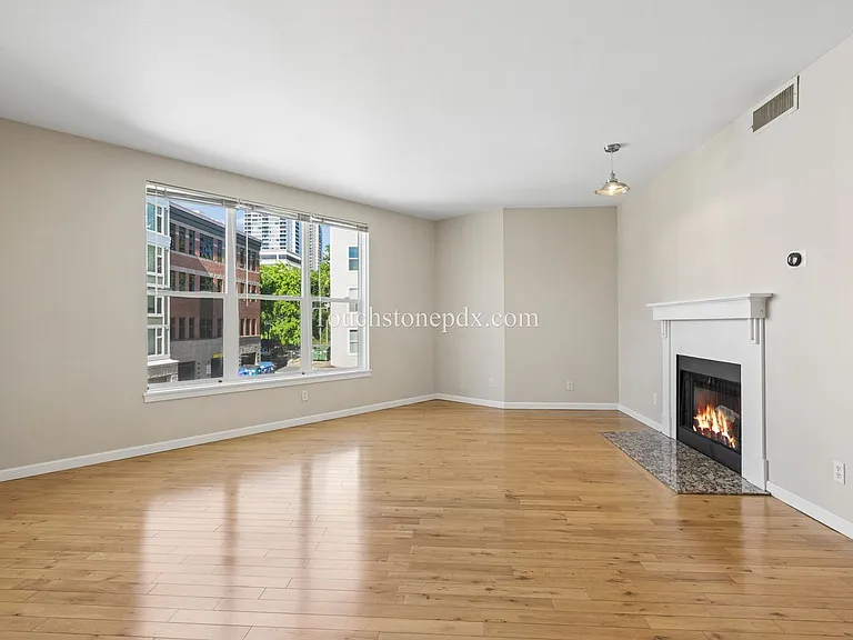 1630 S Harbor Way #301 — Photo 11
