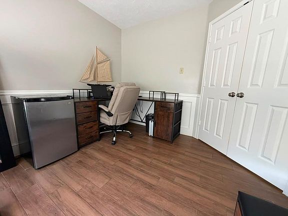 5th image of 8011 Makaha Cir
