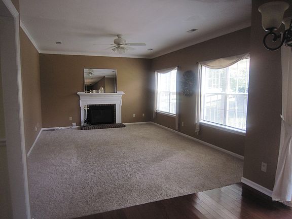 large family rm w/wood frplc