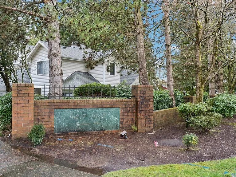 16219 Northup Way #C201 — Photo 2