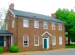 144 Chester St FRONT 3, Front Royal, VA 22630