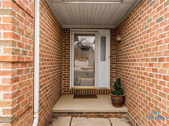 5th image of 67 Windrush Bourne