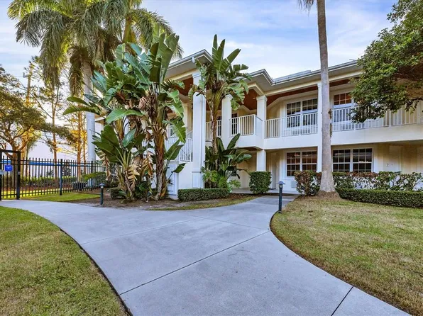 3506 54th Dr W #104, Bradenton, FL 34210