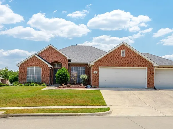 941 Hemlock Trl, Saginaw, TX 76131