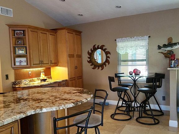 4th image of 814 Black Duck Dr