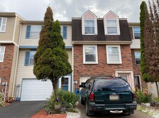1014 Timber Trl, Imperial, PA 15126