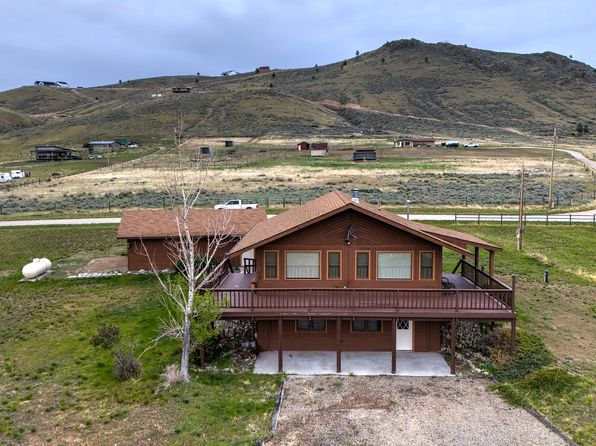 1543 Echo Mountain Rd, Corvallis, MT 59828