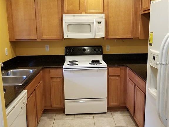 3rd image of 9410 Cooperville Ct