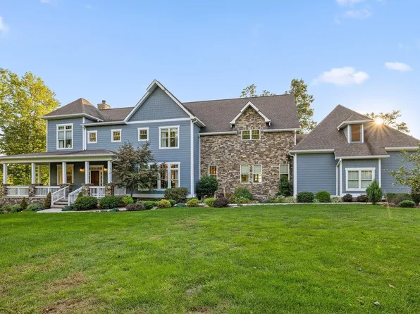 190 Gray Fox Ct, Jasper, TN 37347