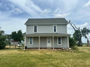 139 County Road 2100 E, Longview, IL