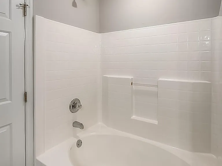 1140 Oatlands Park — Photo 14
