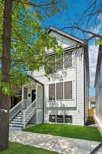 4104 W Eddy St, Chicago, IL, 60641