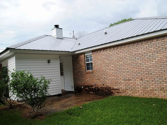 2nd image of 133 Fleetwood Dr