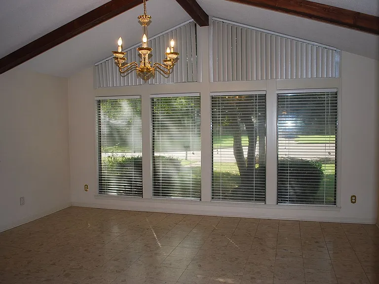 1710 Neshoba Cv — Photo 3