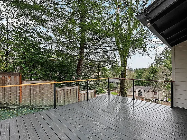 13991 Majestic Ct — Photo 29