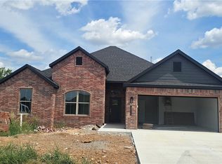 2311 N Zane St, Siloam Springs, AR 72761
