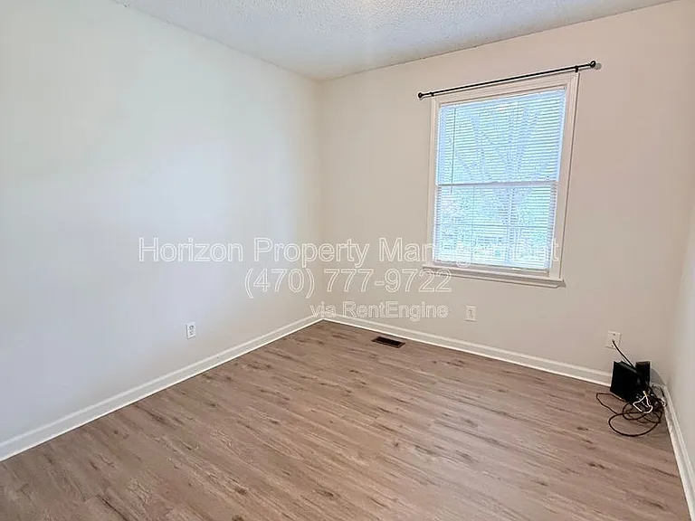 4433 Sardis Dr — Photo 9