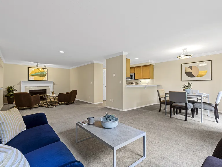 Yarrowood Highlands living room and dining room