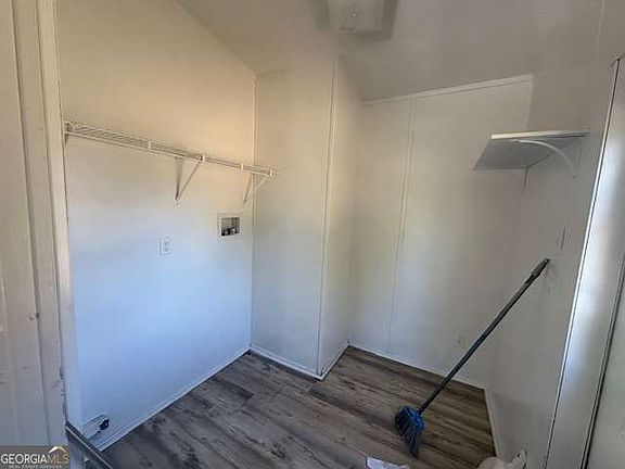 5th image of 45 Bannister Dr NE