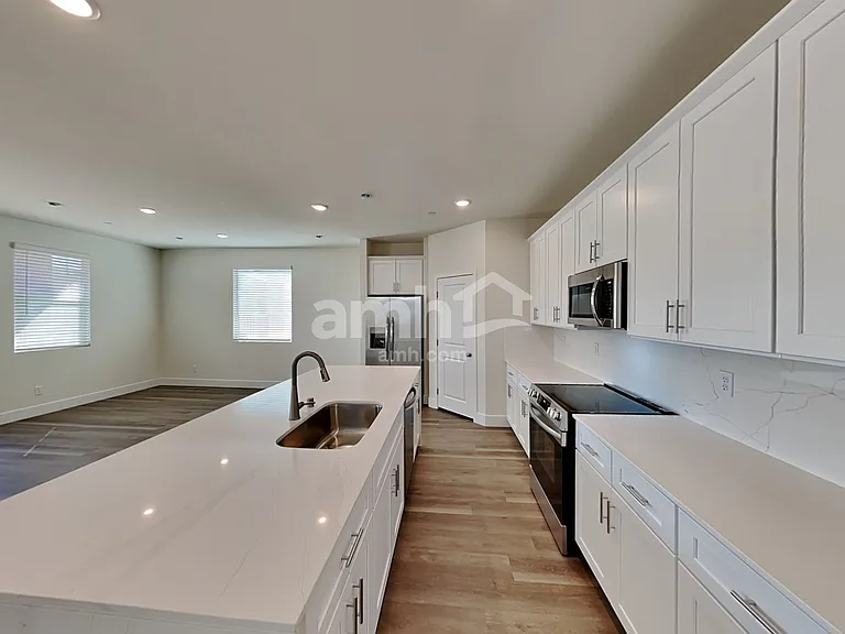 145 Nico Azalea Ln — Photo 3