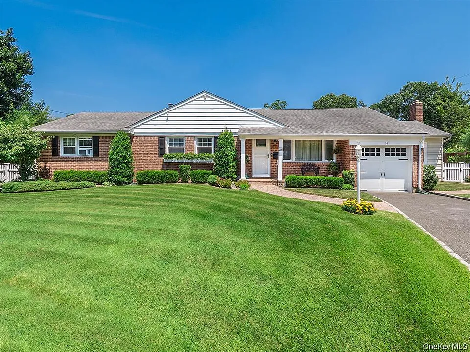 14 Harbor Ln