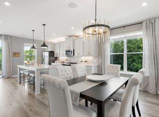 13615 Territorial Cir N, Maple Grove, MN 55369