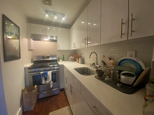 Rented by True Real Estate Group | media 8