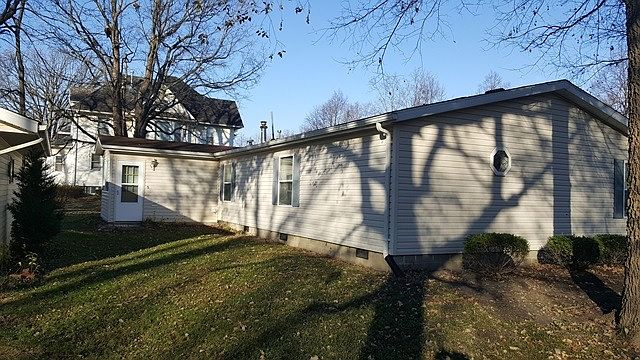2nd image of 412 E Lincoln Ave